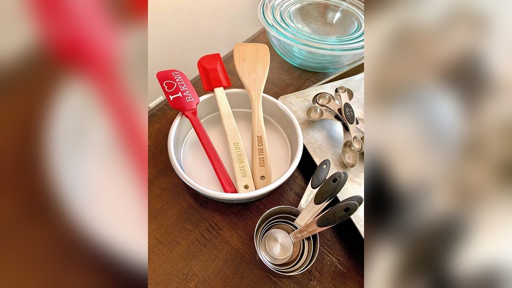 Best Measuring Cup Set: Essential Tools for Every Kitchen Baker